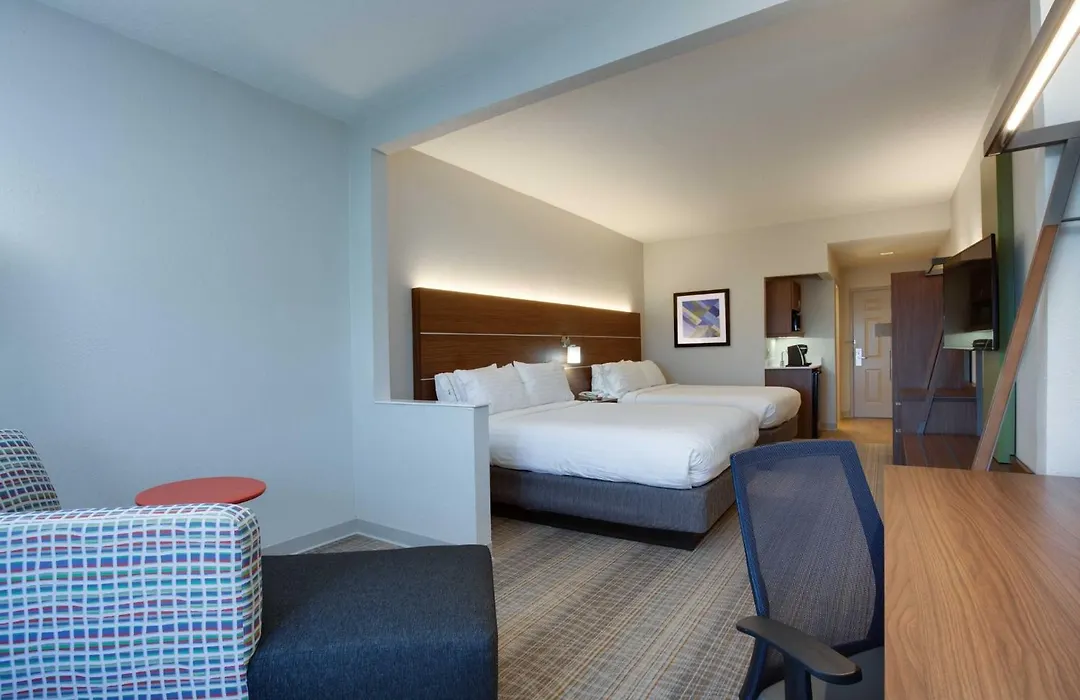 Holiday Inn Express & Suites Orlando International Airport By Ihg-1